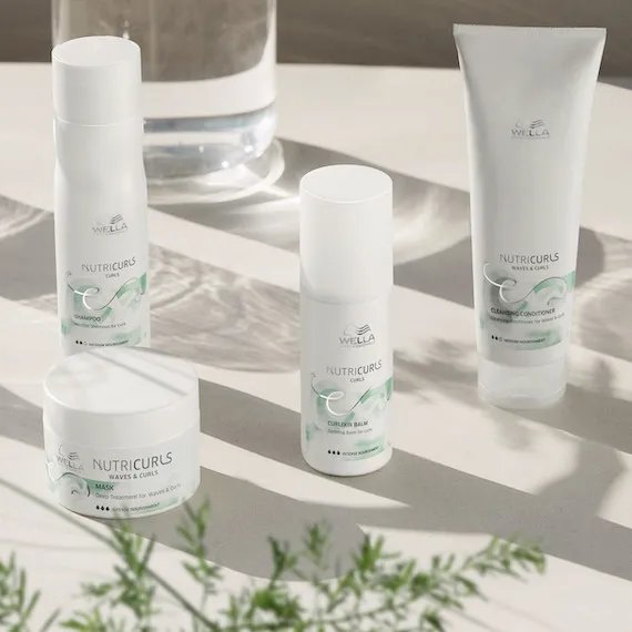 Nutricurls regimen over a table
