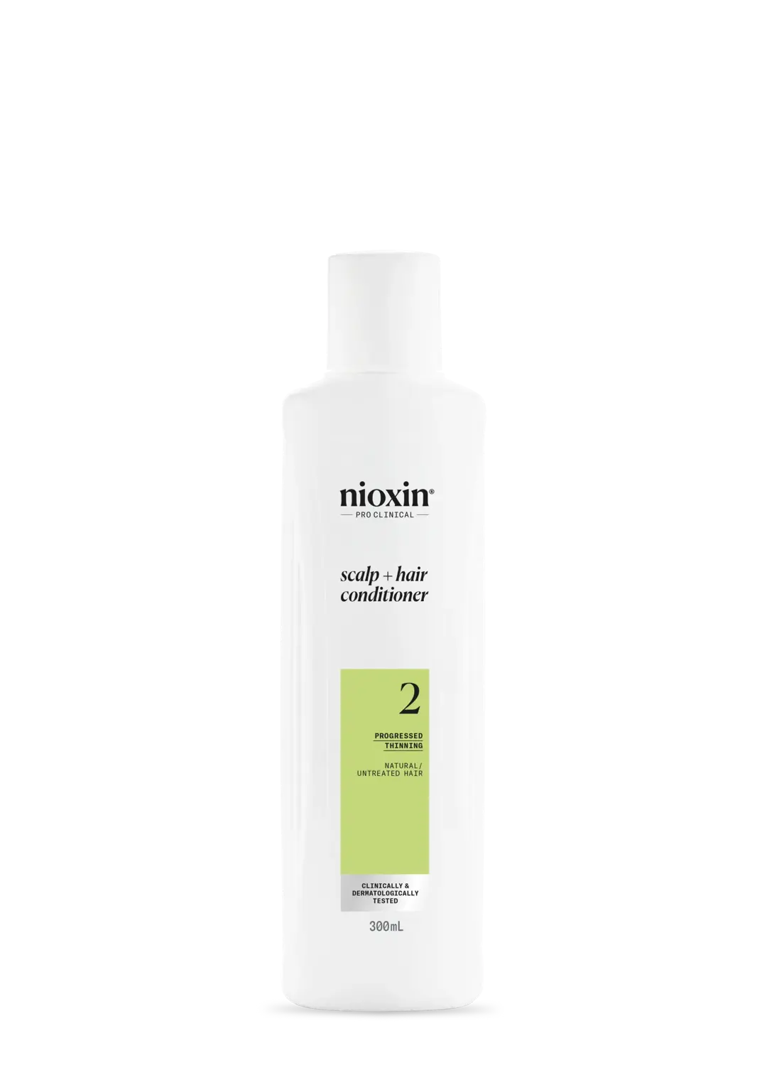 Acondicionador del Sistema 2 de Nioxin para el cuero cabelludo y cabello sobre fondo blanco
