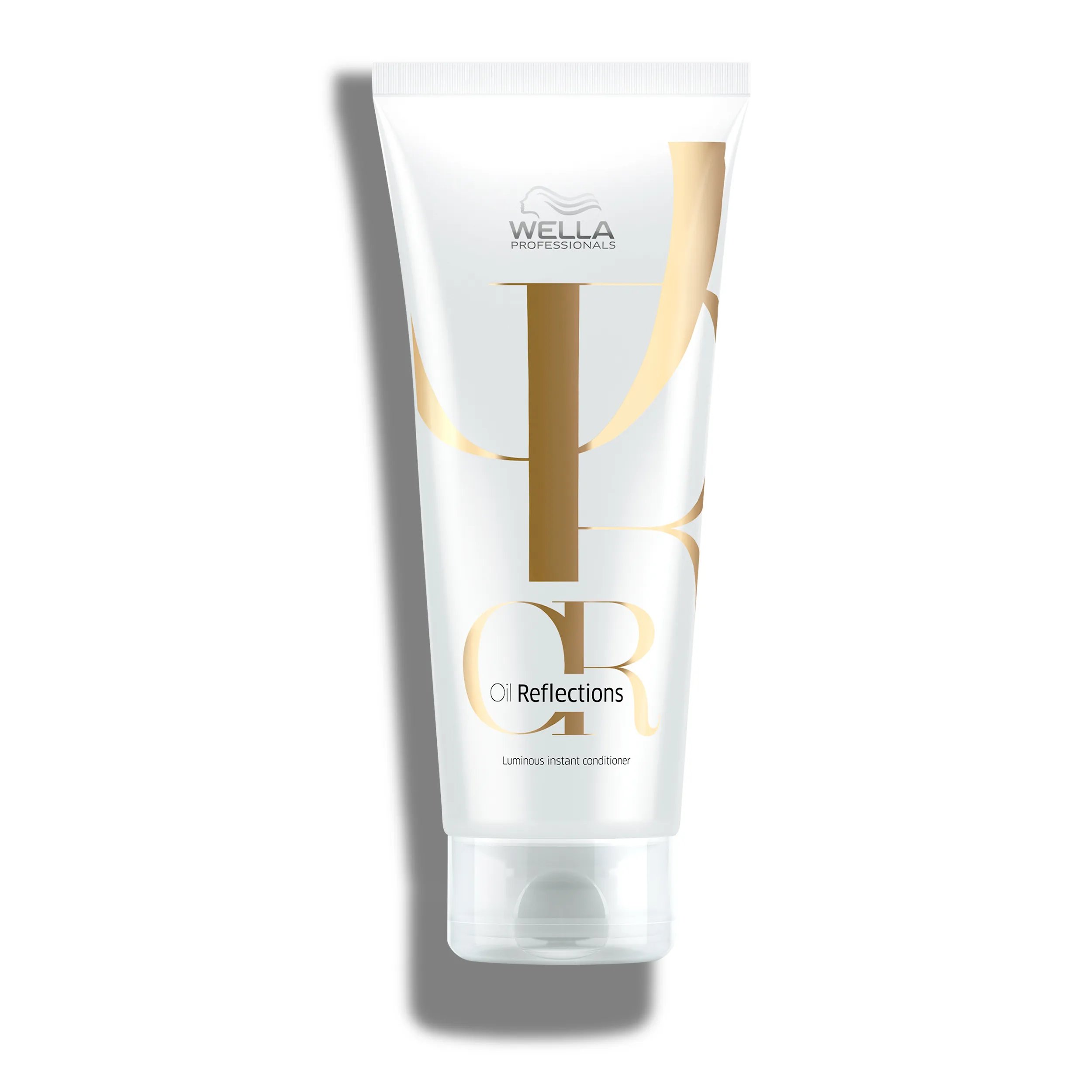 Packshot of Wella Professionals Oil Reflections Luminous Instant Conditioner.