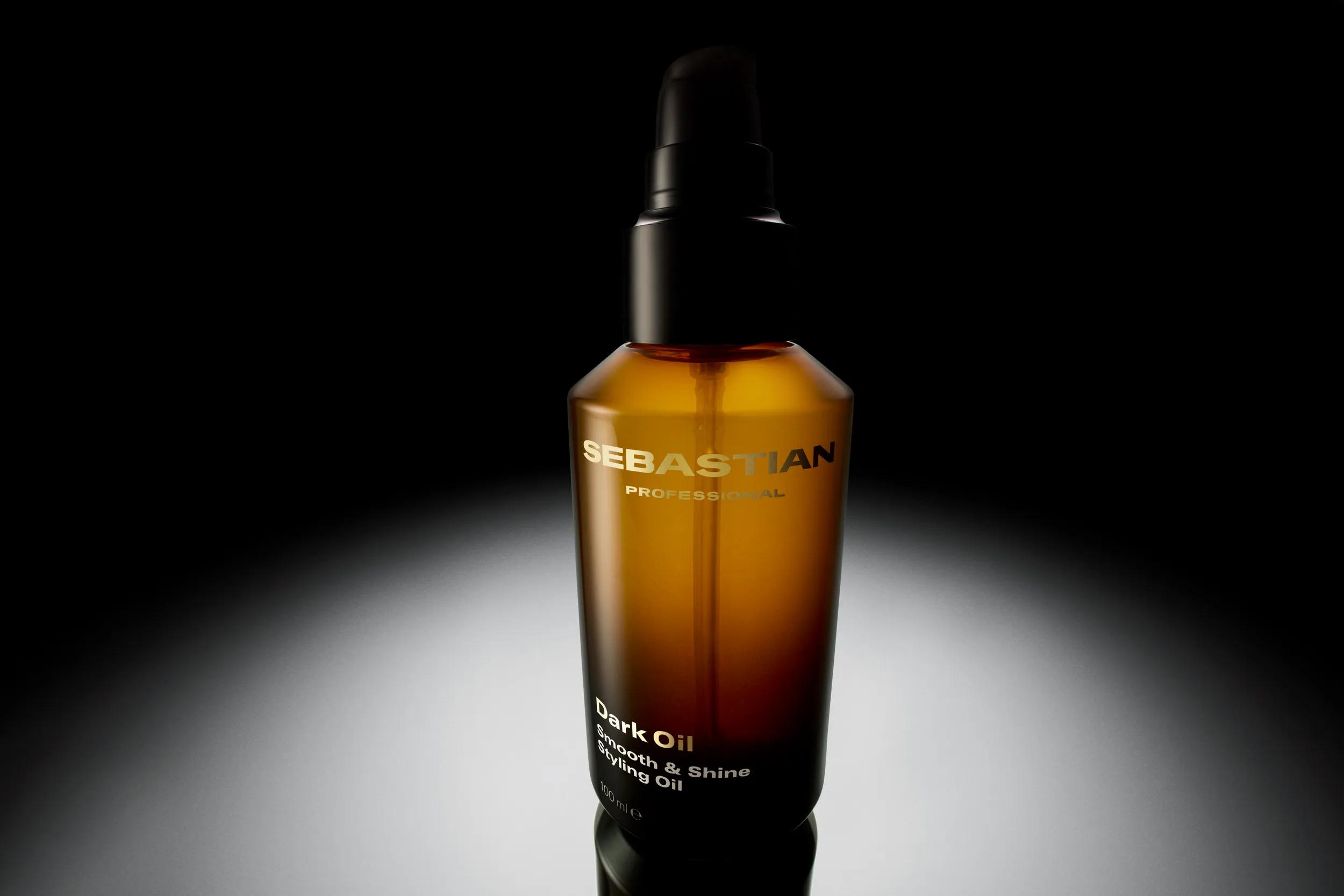 Dark Oil - Smooth and Shine Styling Oil 4