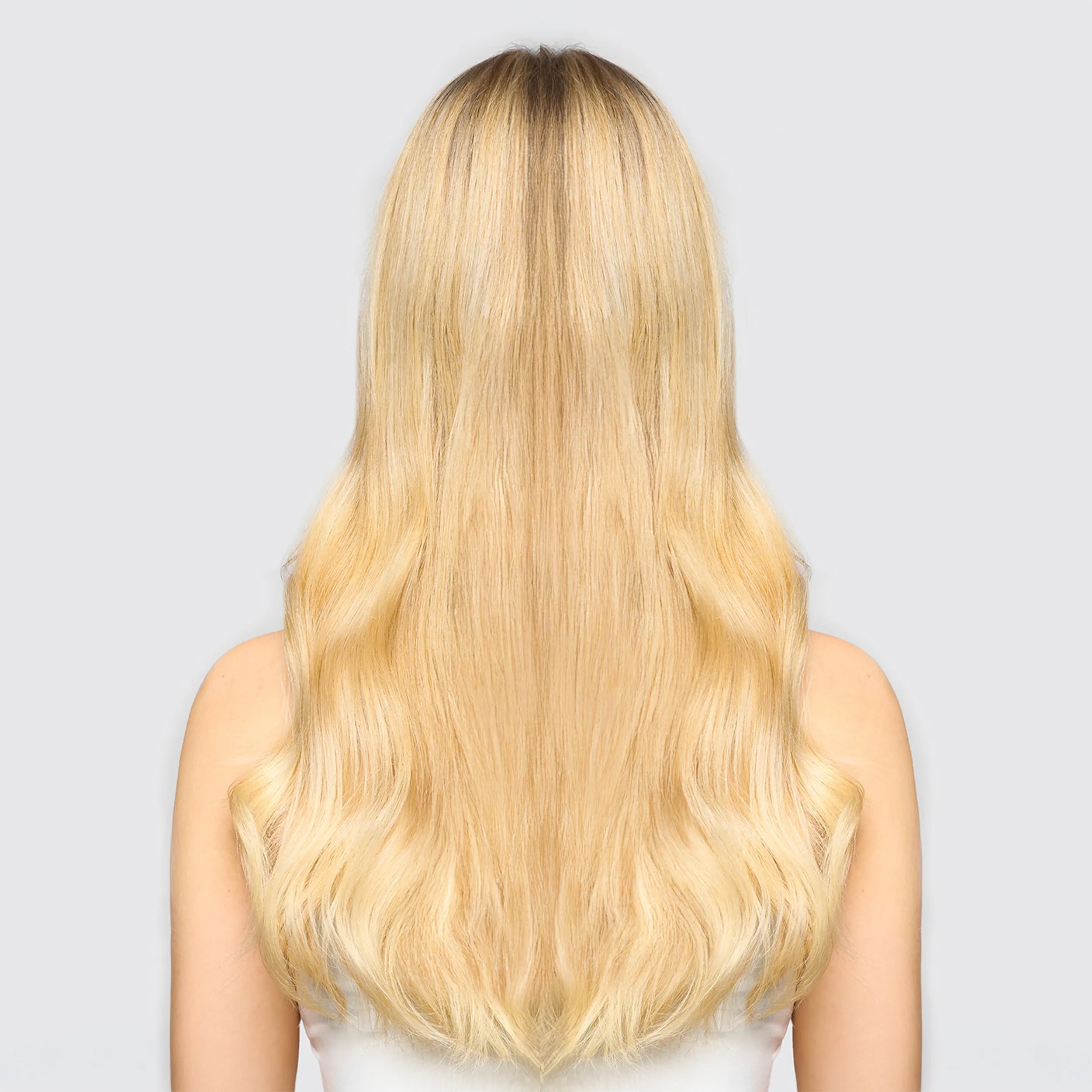 Model with long blonde smooth hair