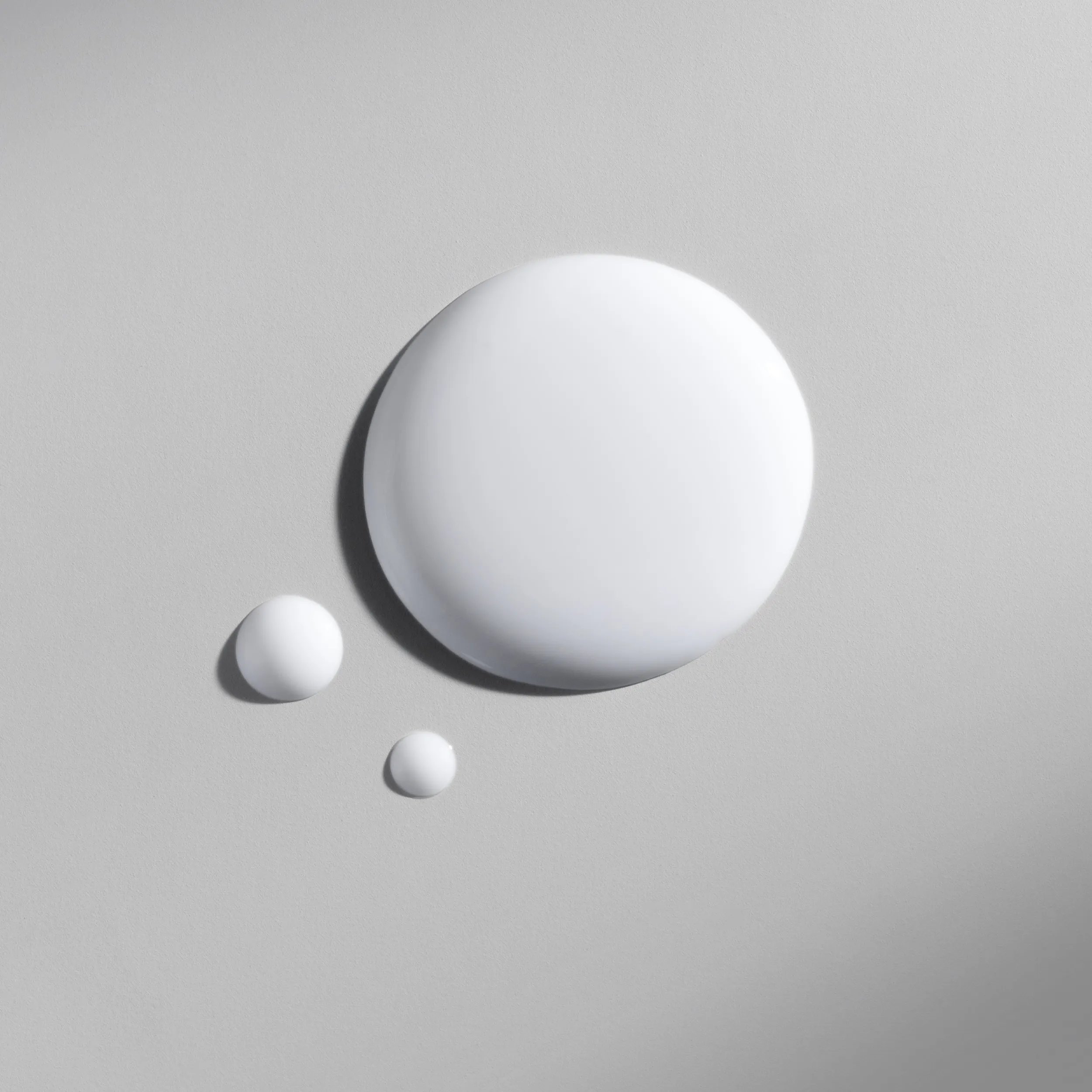 Ajouter une goutte d'Ultimate Repair Leave-In. Le texte indique Delicate Cream.