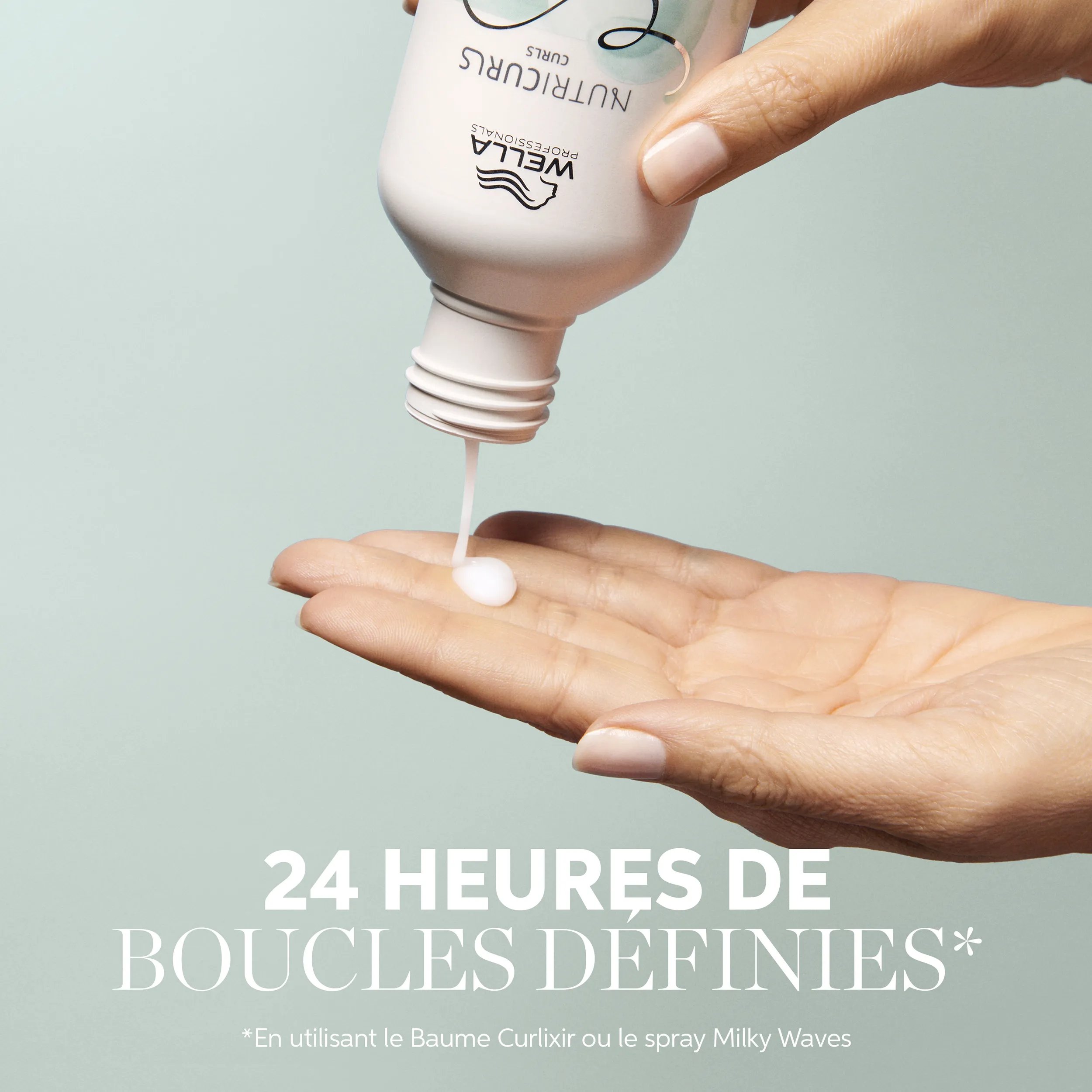 Femme aux cheveux bouclés et texte "Nourish and Nurture Your Unique Waves & Curls".