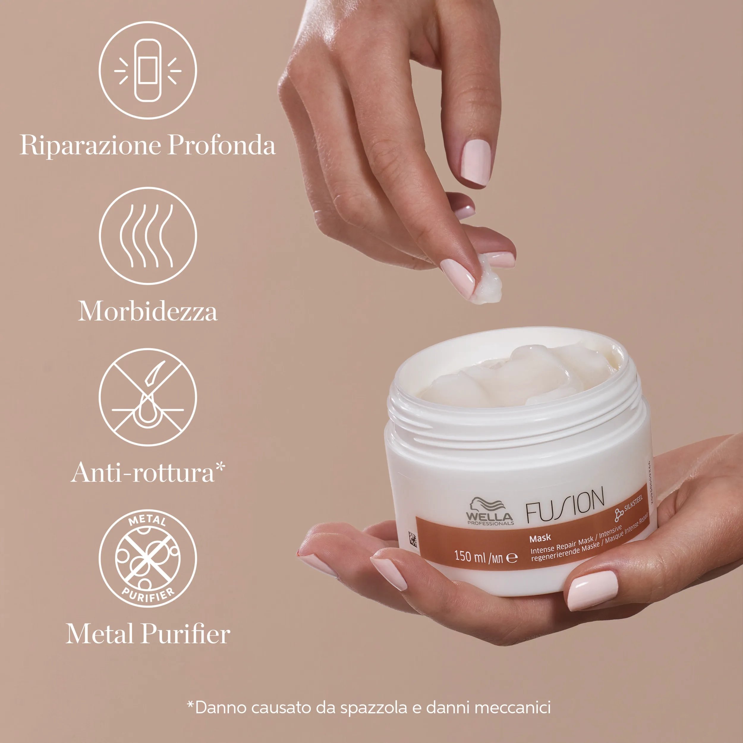 Foto di una mano che sostiene Fusion Intense Repair Mask , a lato di un testo che dice' riparazione intensa, morbidezza, anti-rottura e  Metal Purifier