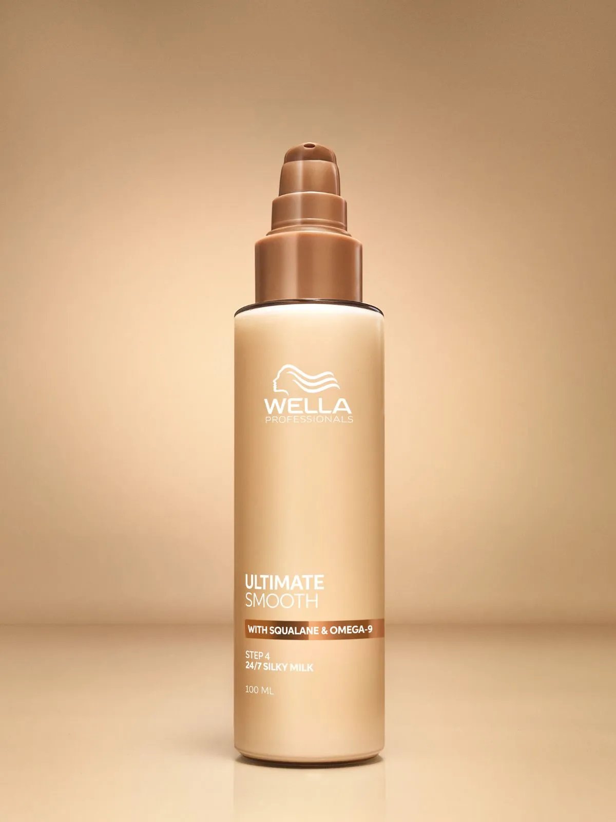 ULTIMATE SMOOTH 24/7 Silky Milk against a golden backdrop.