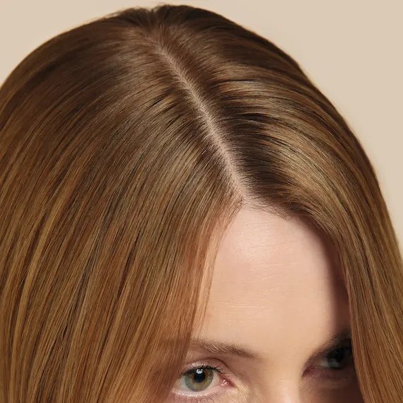 Close-up of model’s roots, with grays covered using Color Touch.