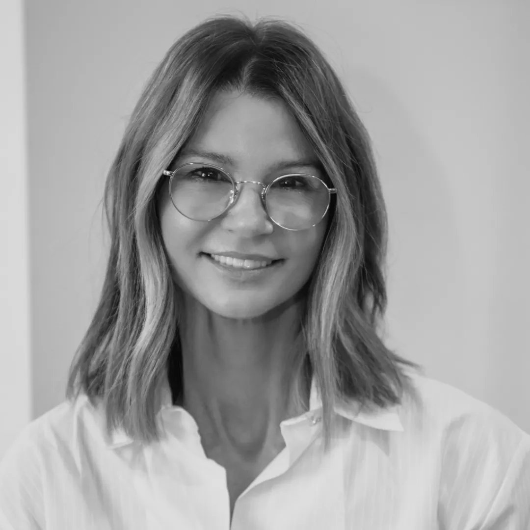 Black and white photo of Monique McMahon