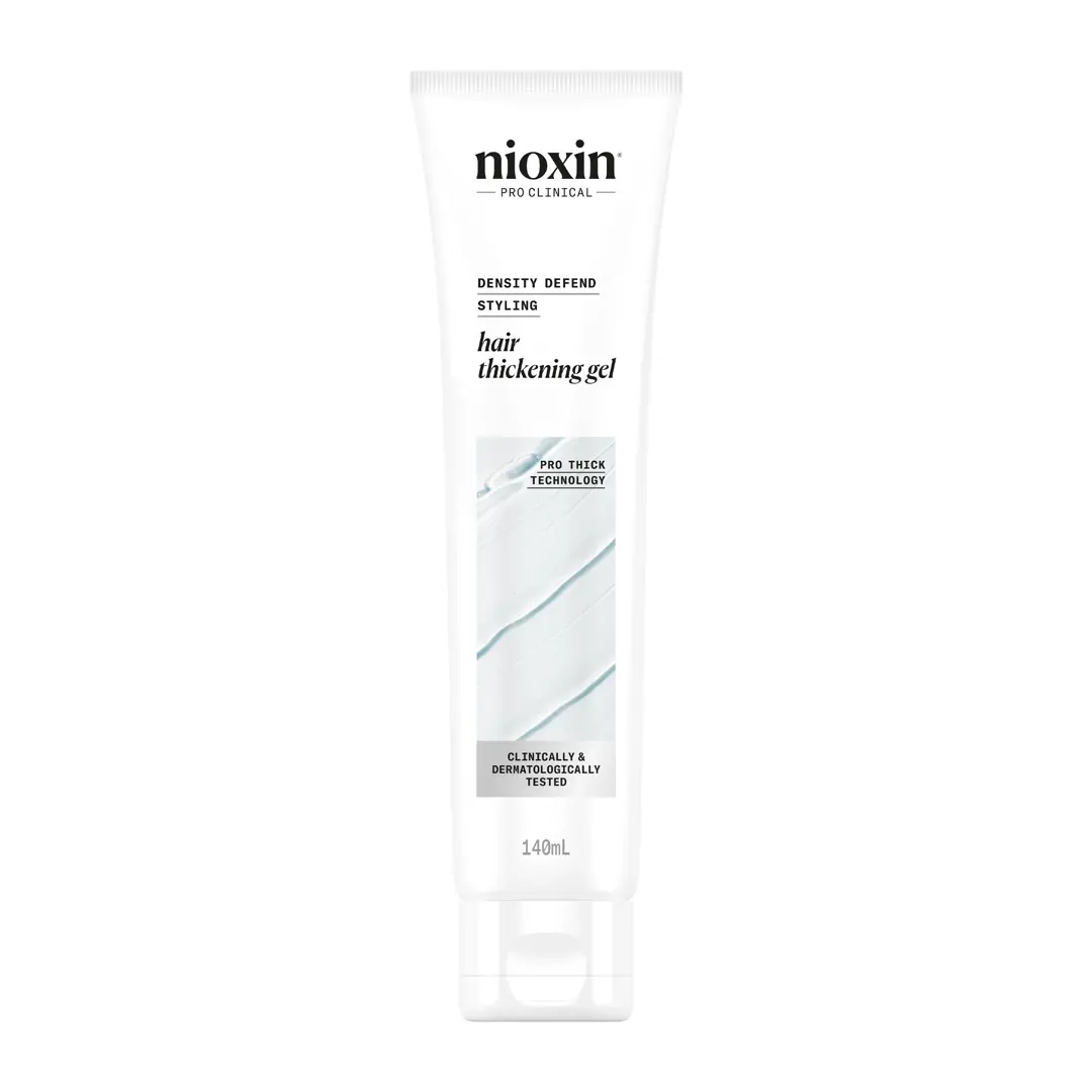 Nioxin hair thickening gel su sfondo bianco